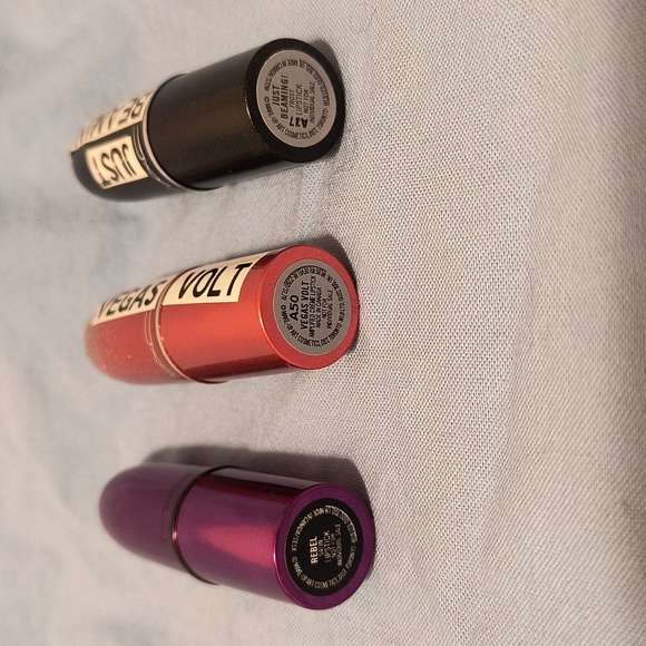 MAC New Mini Lipsticks Set of 3 for $30 NWT -  Rebel - Vegas Volt & Just Beaming - Picture 8 of 9